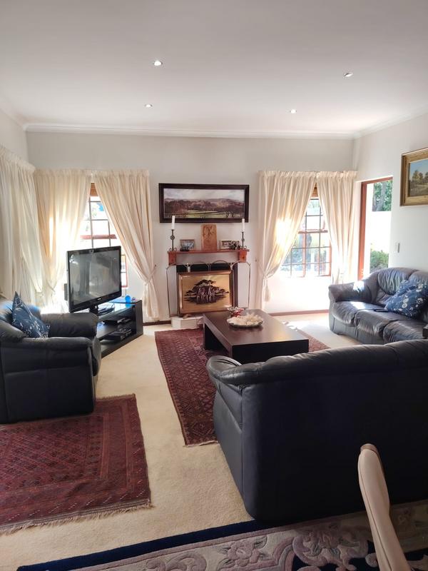 To Let 3 Bedroom Property for Rent in Sandbaai Western Cape